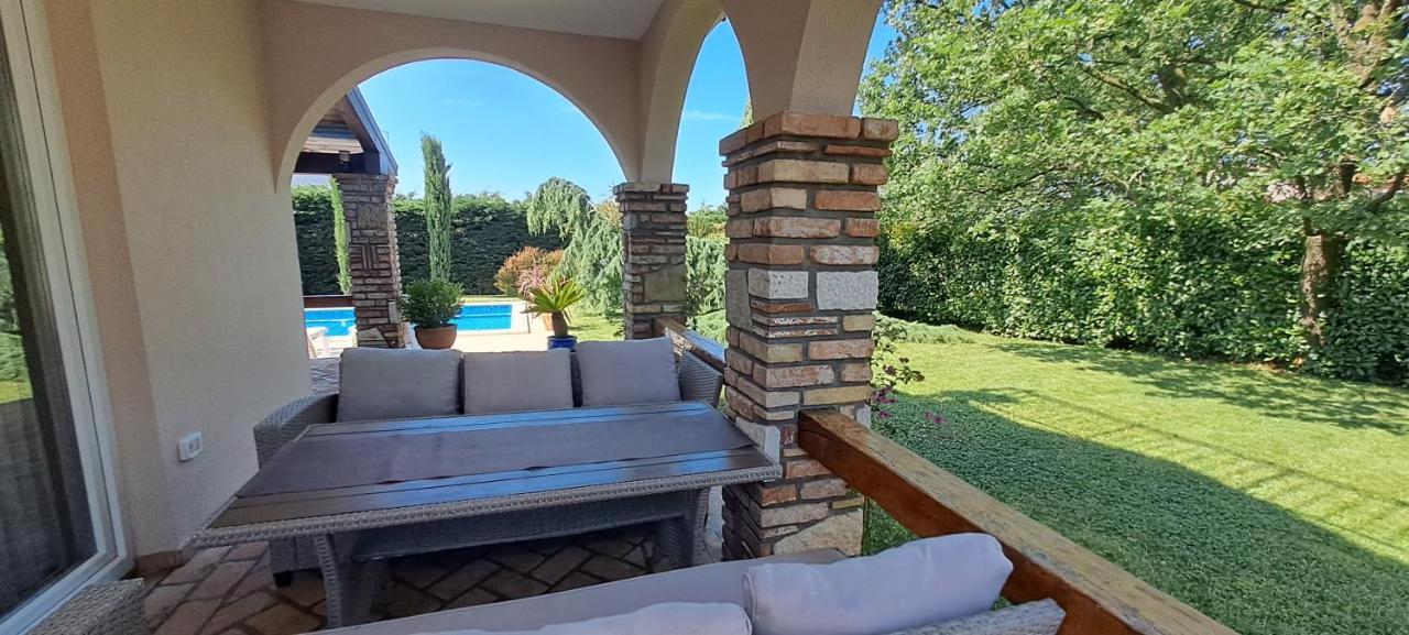 Villa Agava أوماغ المظهر الخارجي الصورة